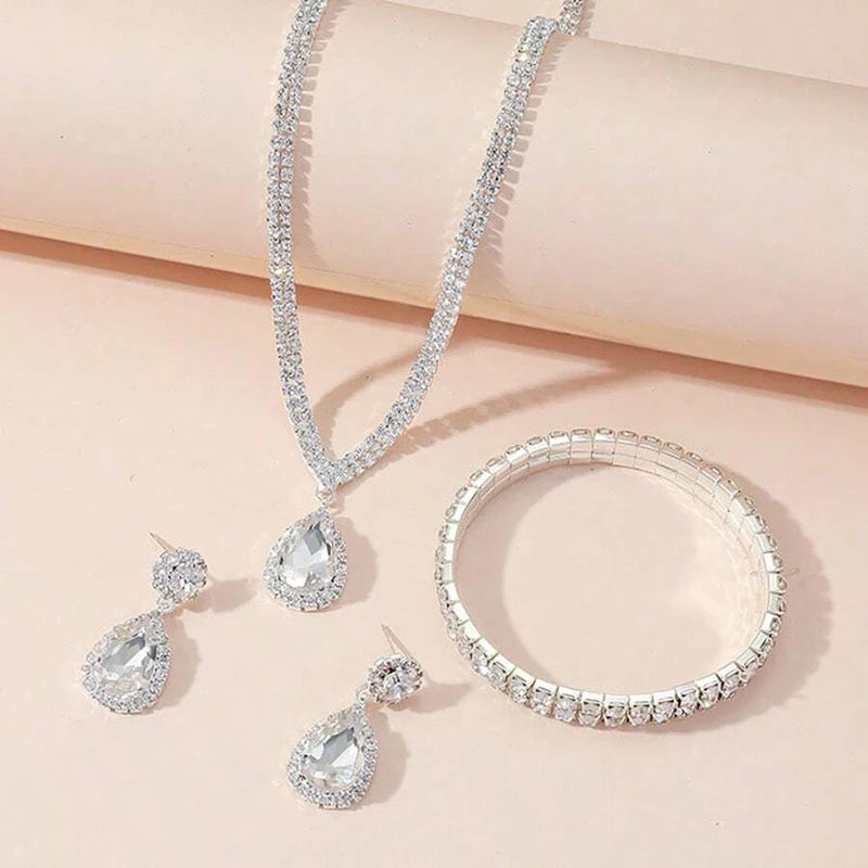 4 Pieces Luxurious Jewelry Set Exquisite Rhinestone Pendant Elegant Women's Crystal Silver Plated Necklace Earrings Bracelet Set