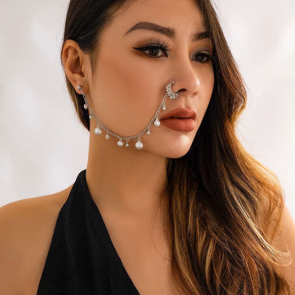 Lacteo Trendy Nose Rings for Women Connecting Earrings Black Green Small Crystal Beads Fake Nostril Piercing Clip Jewelry Ladies